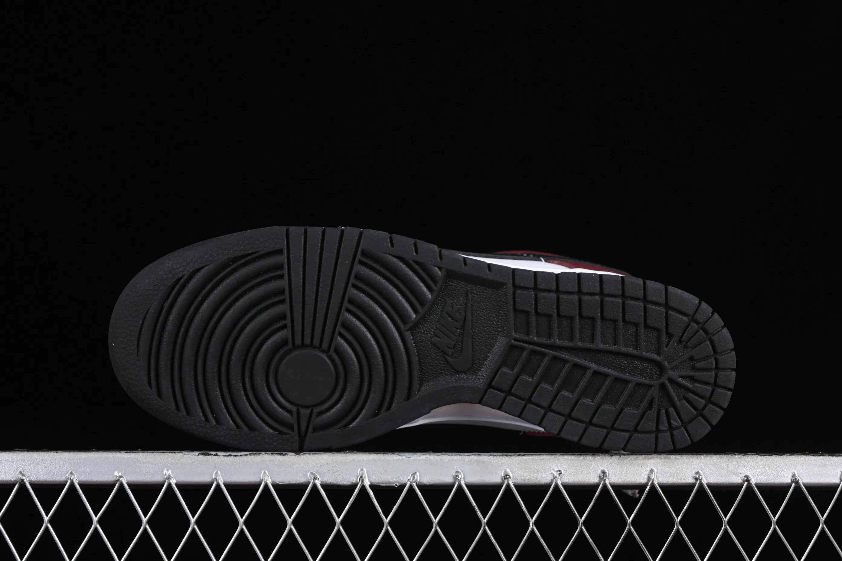 All categories Nk SB Dunk series Nk SB Dunk Low low-top sneakers Nk Dunk Low burgundy black SB low-top sports and leisure sneakers FJ4616-600